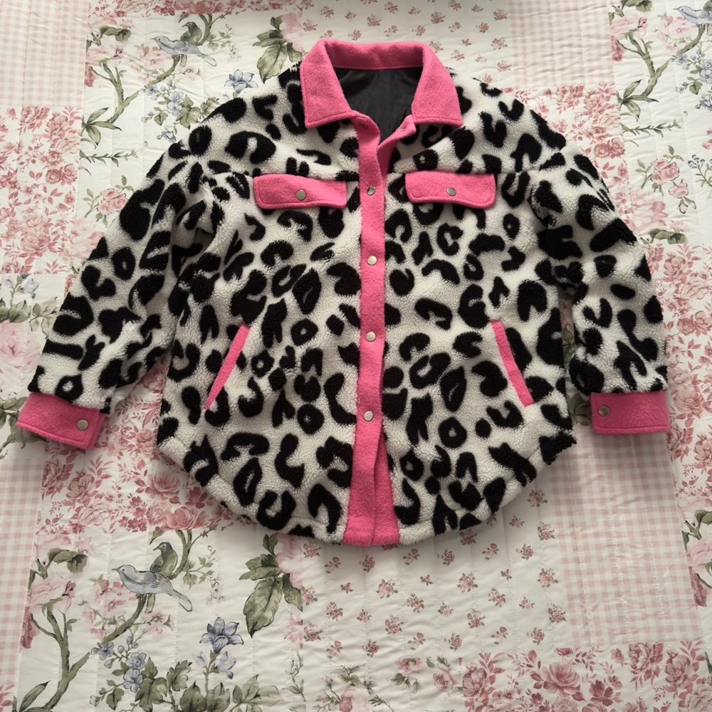 Black & White Leopard Print oversized Fleece Jacket with Hot Pink Trim